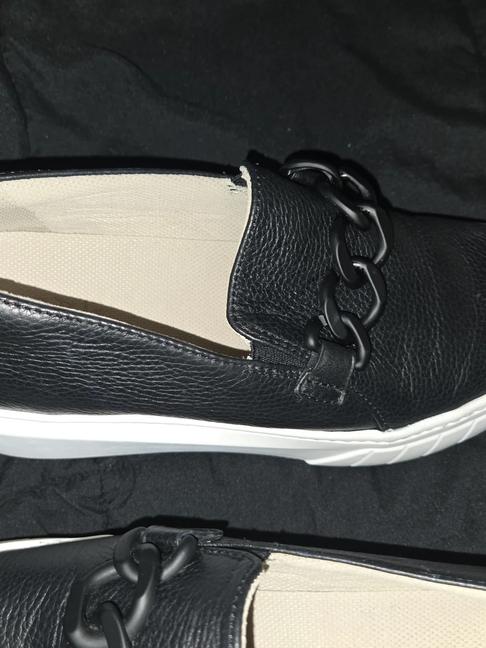 Naturalizer smooth pebbled